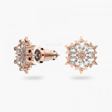 將圖片載入圖庫檢視器 Swarovski 施華洛世奇 SWAROVSKI 施華洛世奇 雪花 Magic 耳釘5627348 鍍玫瑰金色調 1對
