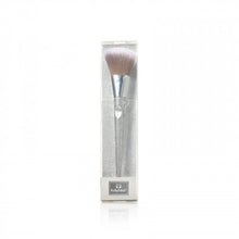 將圖片載入圖庫檢視器 RUBYFACE 斜頭修容刷 - Sliver Contour Brush 1pc

